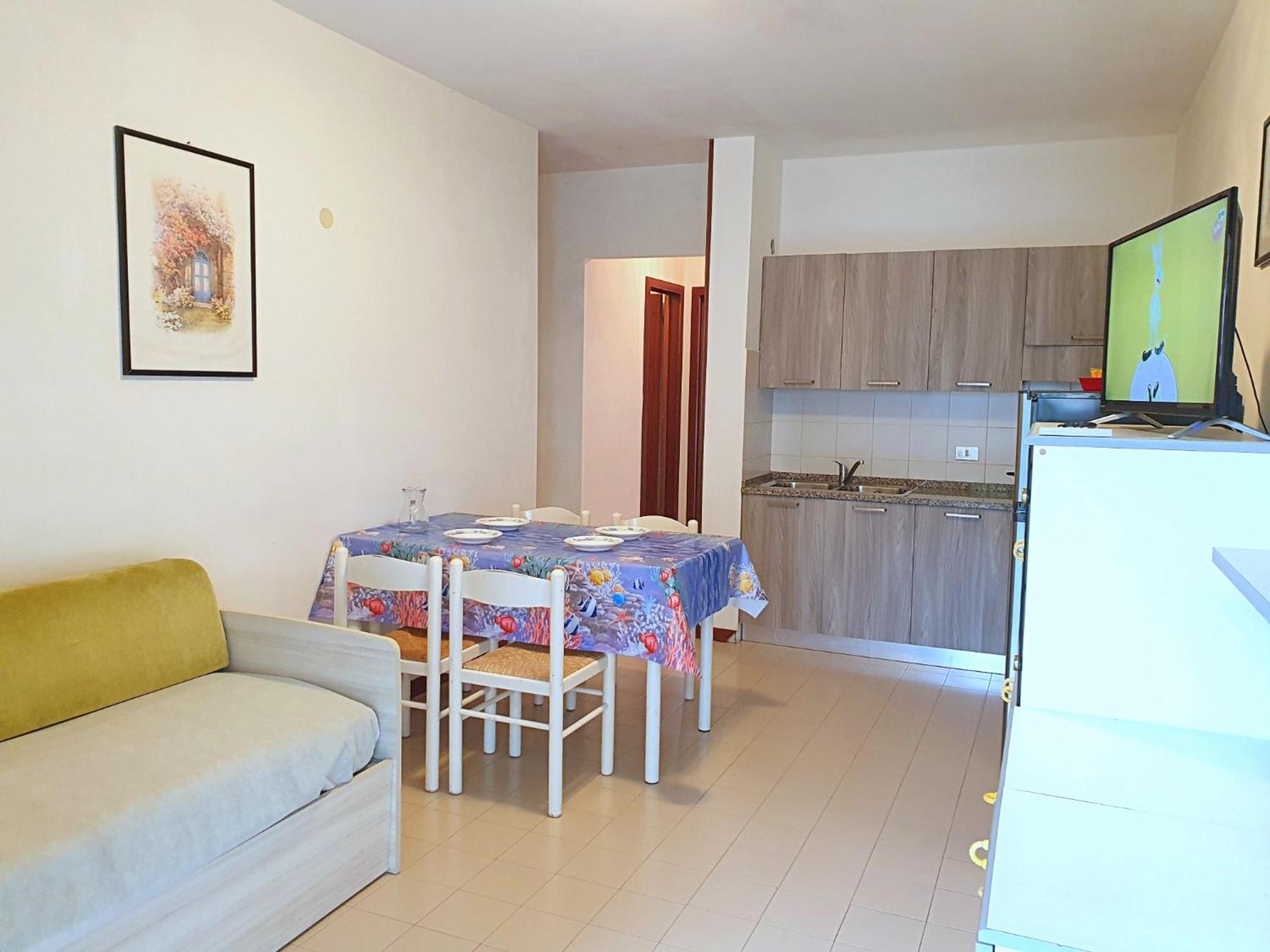 Gemini Apartment *